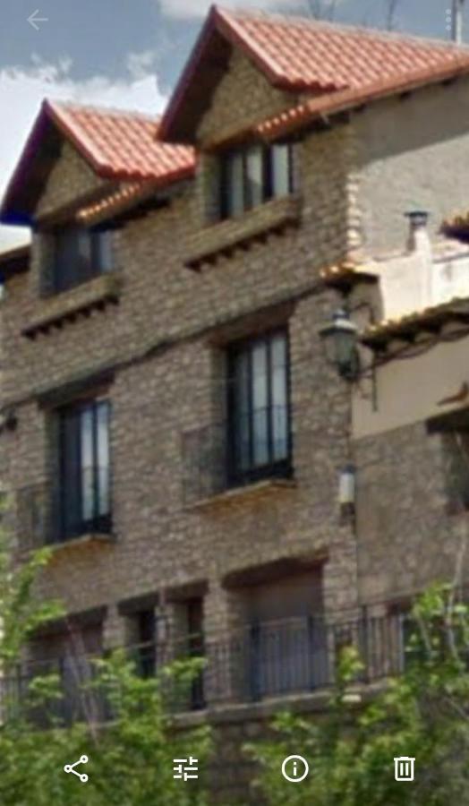 Casa Rural Amador Villarroya de los Pinares 外观 照片