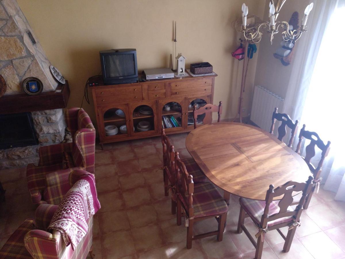 Casa Rural Amador Villarroya de los Pinares 外观 照片