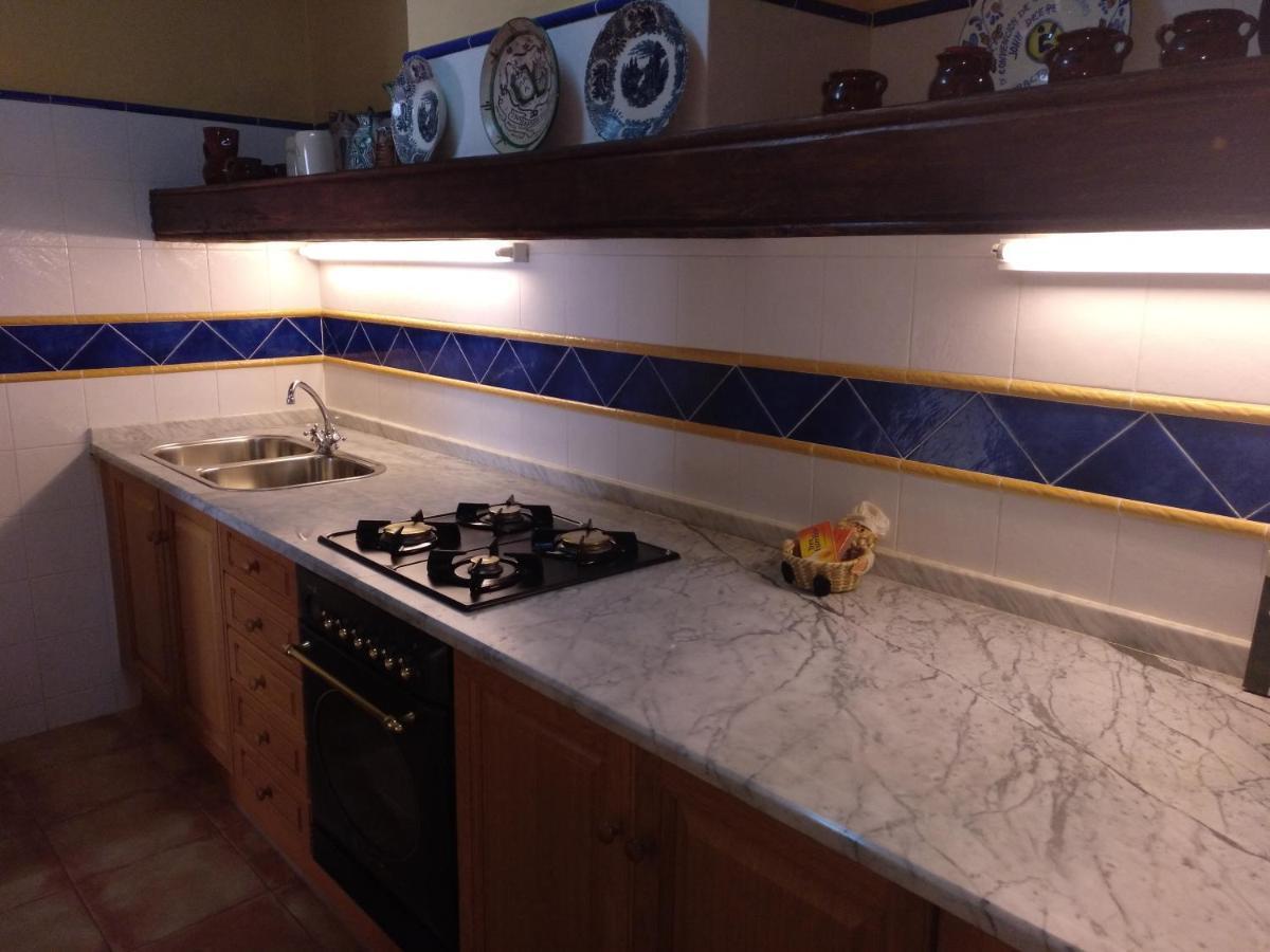 Casa Rural Amador Villarroya de los Pinares 外观 照片