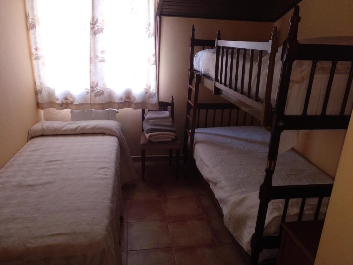Casa Rural Amador Villarroya de los Pinares 外观 照片
